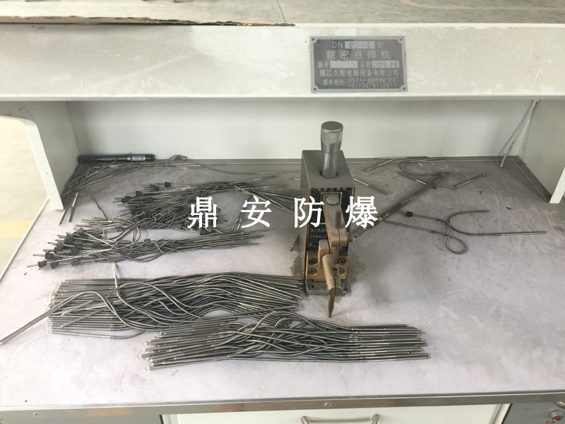 點焊機.jpg